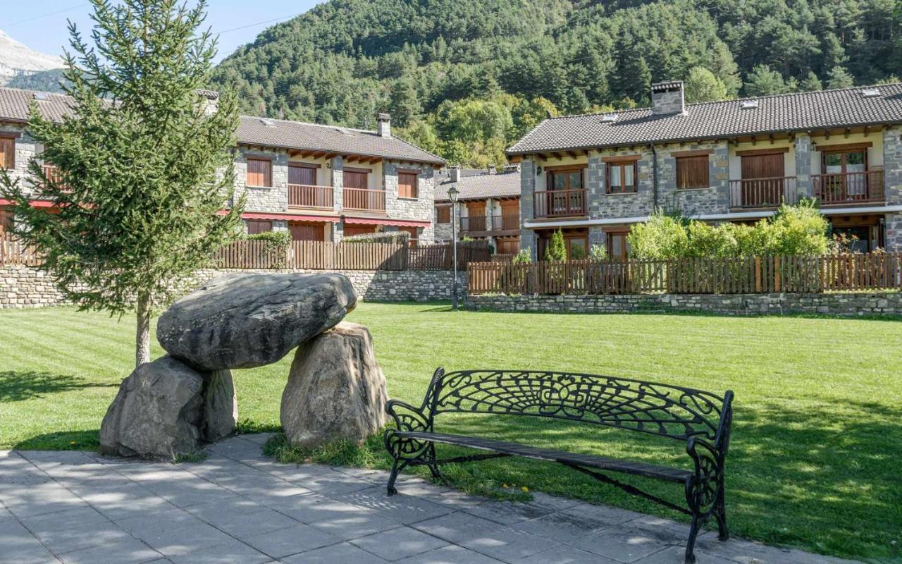 Villanúa Casa Collarada Confort מראה חיצוני תמונה
